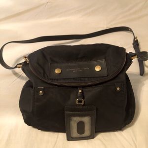 🤍🖤crossbody nylon bag